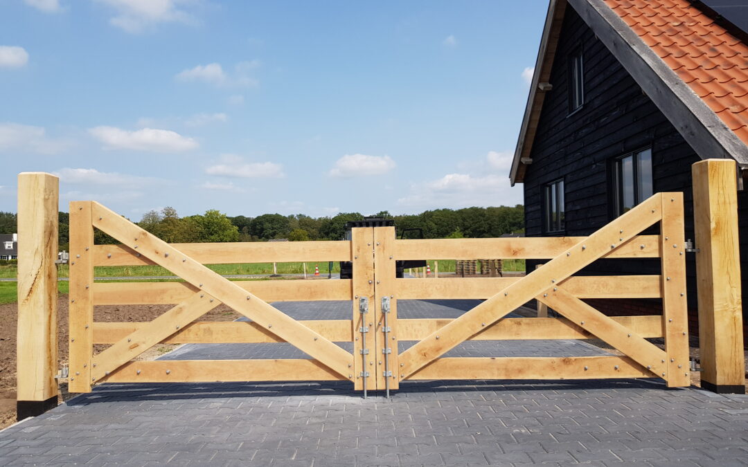 Toegangspoort Kleverkamp 15 met neerwaartse schoren